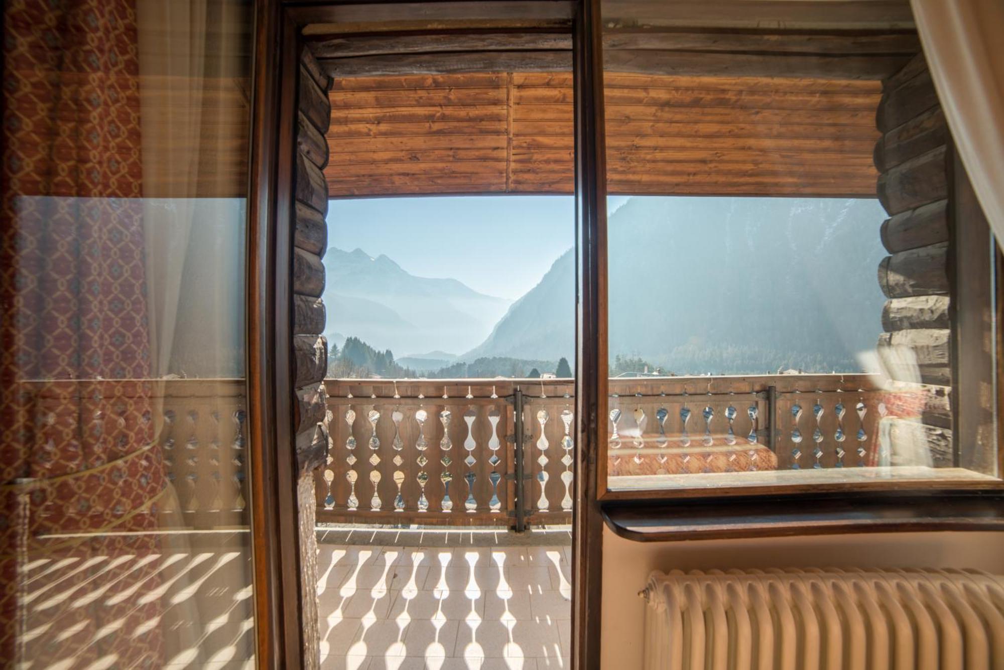 Hg Hotel Italia บรุสซอน ภายนอก รูปภาพ