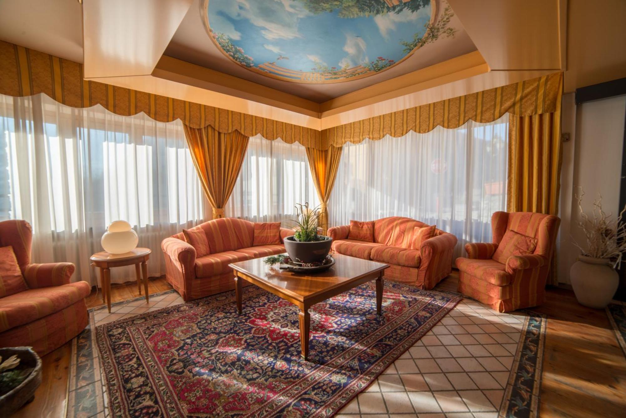 Hg Hotel Italia บรุสซอน ภายนอก รูปภาพ