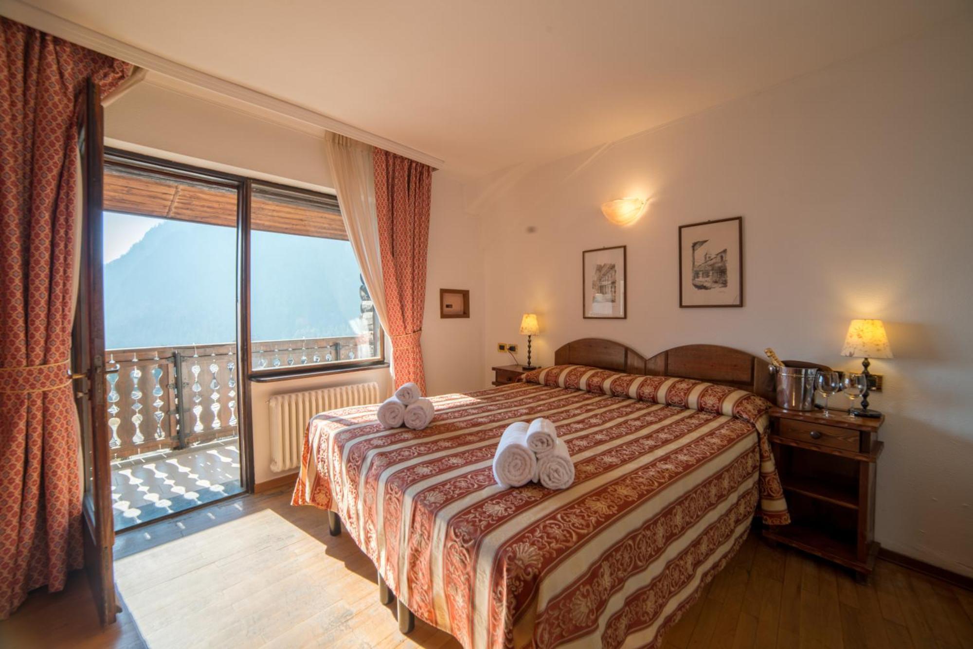 Hg Hotel Italia บรุสซอน ภายนอก รูปภาพ